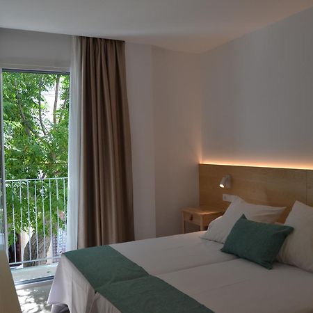 Hotel Oasis Conil De La Frontera Exteriör bild