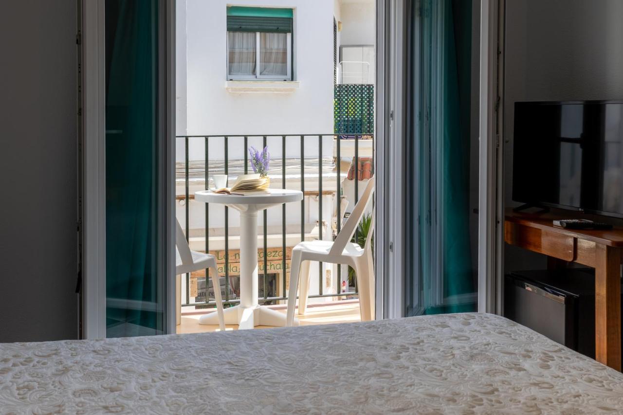 Hotel Oasis Conil De La Frontera Exteriör bild