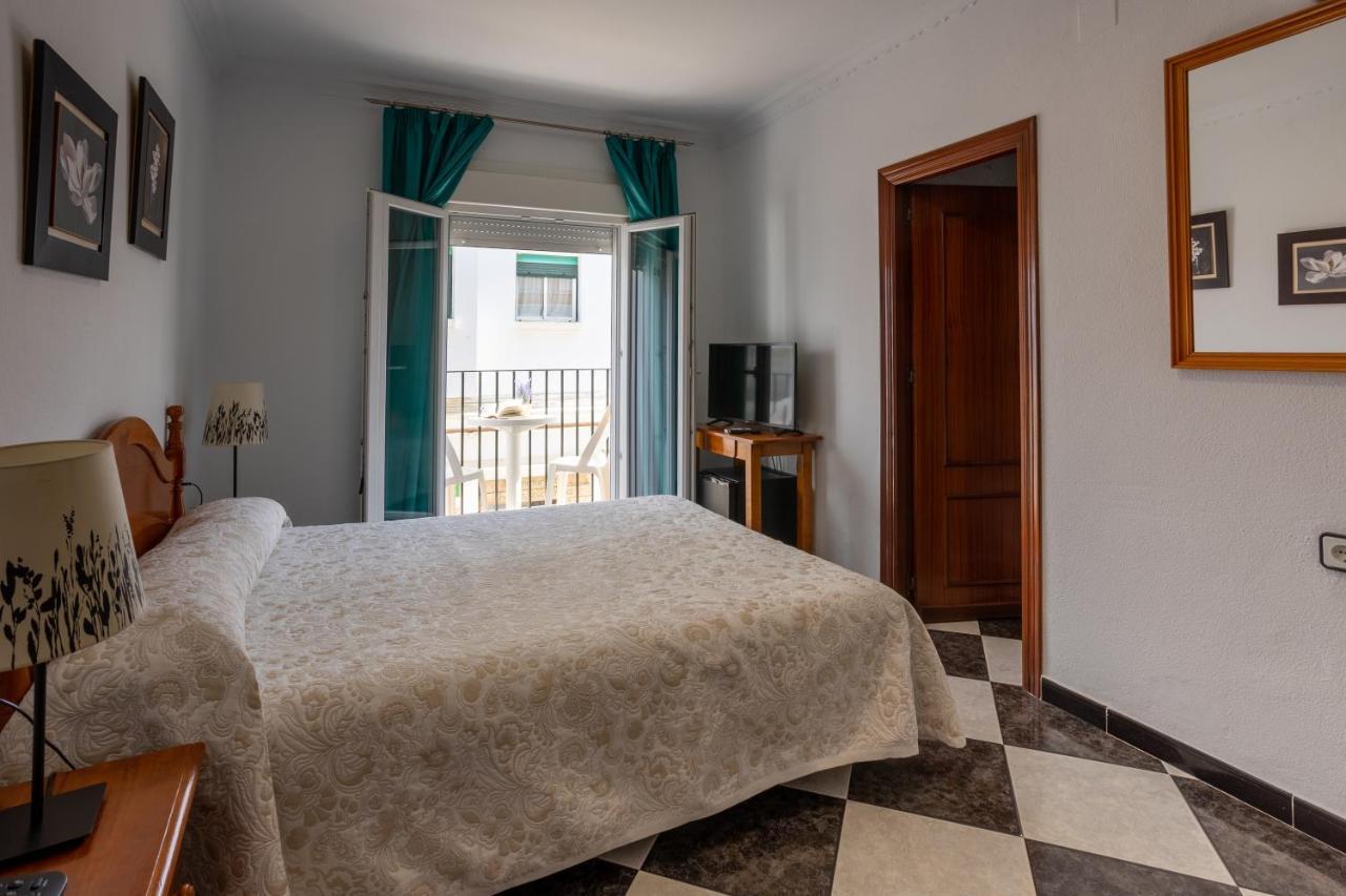 Hotel Oasis Conil De La Frontera Exteriör bild