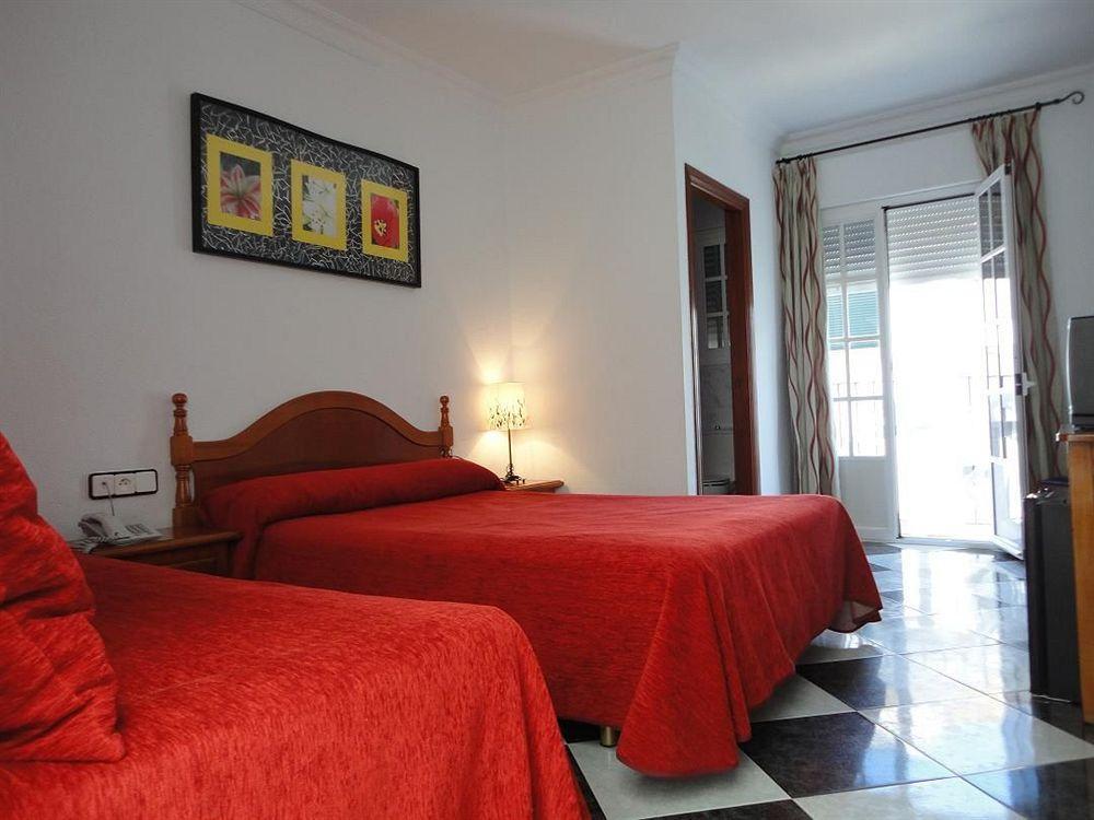 Hotel Oasis Conil De La Frontera Exteriör bild