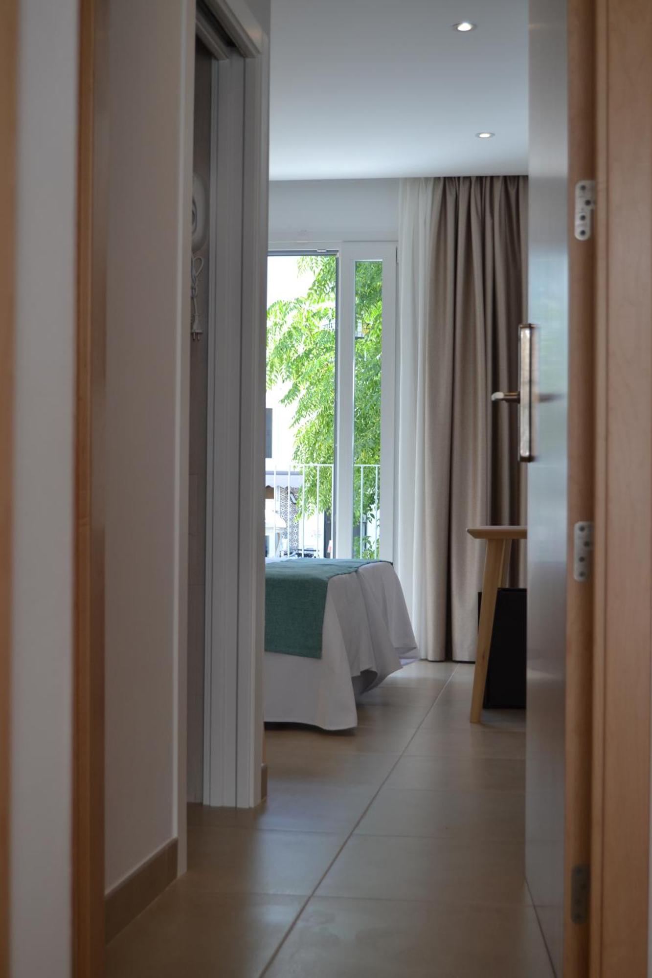 Hotel Oasis Conil De La Frontera Exteriör bild