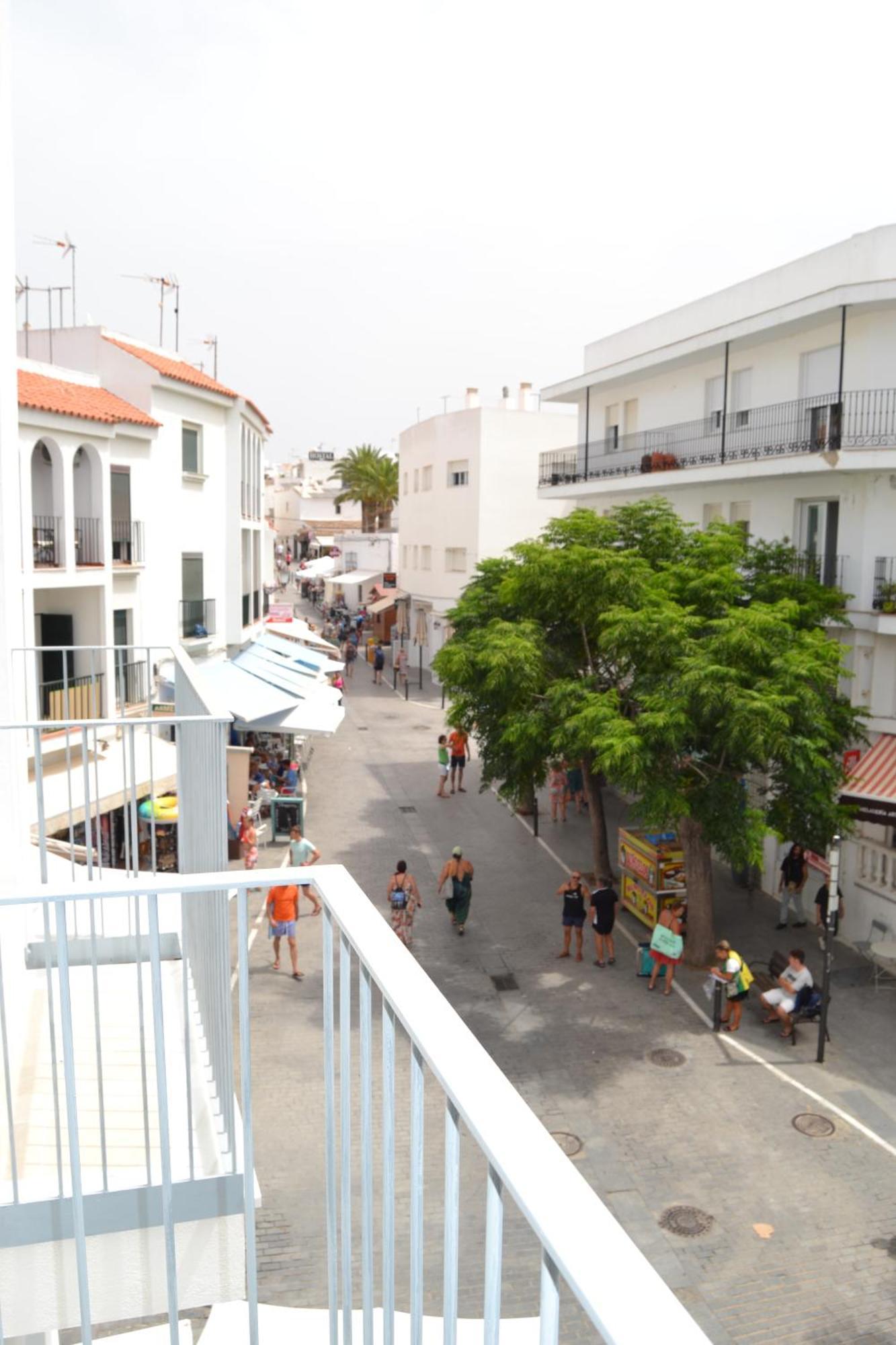Hotel Oasis Conil De La Frontera Exteriör bild