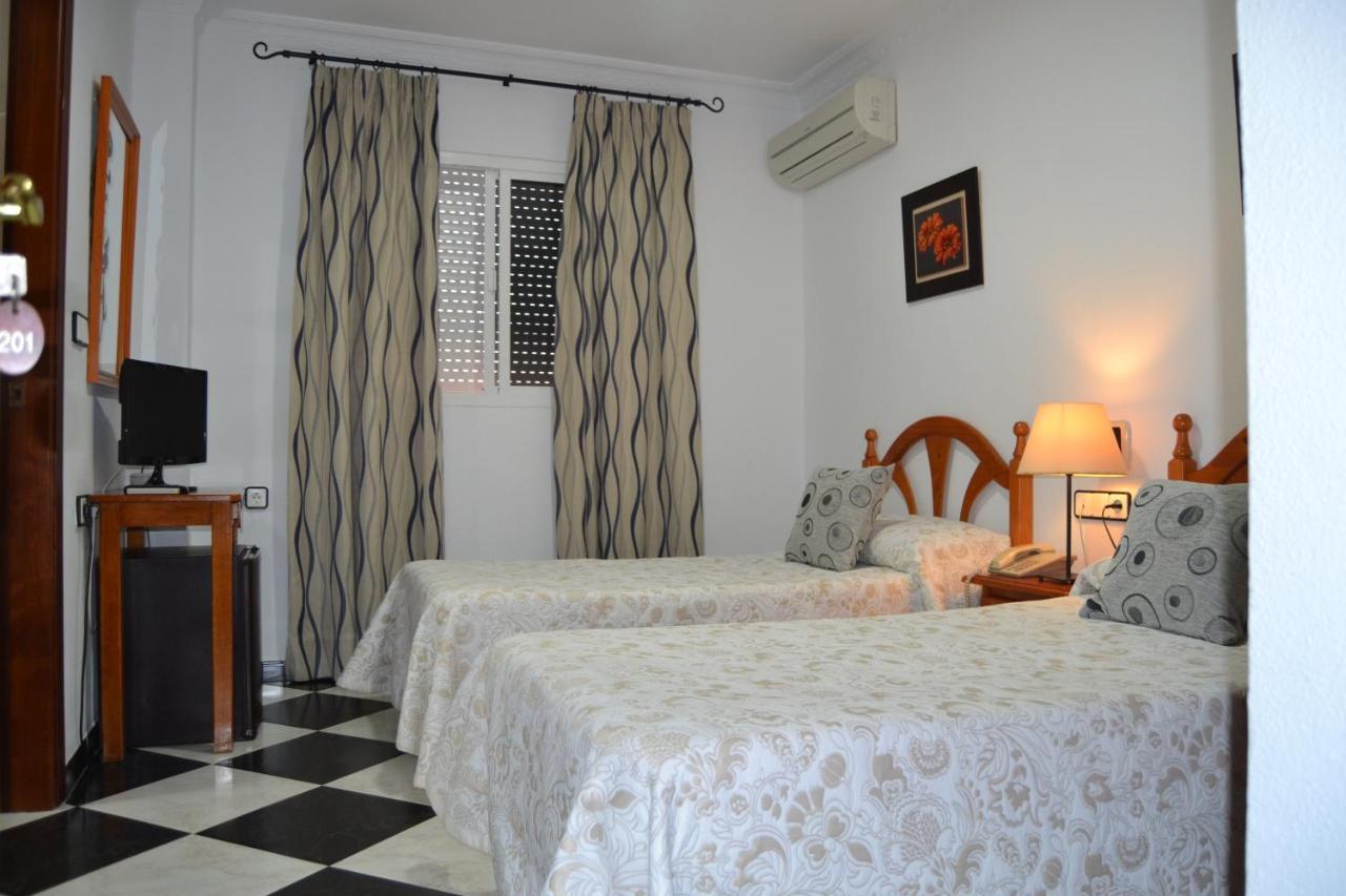 Hotel Oasis Conil De La Frontera Exteriör bild