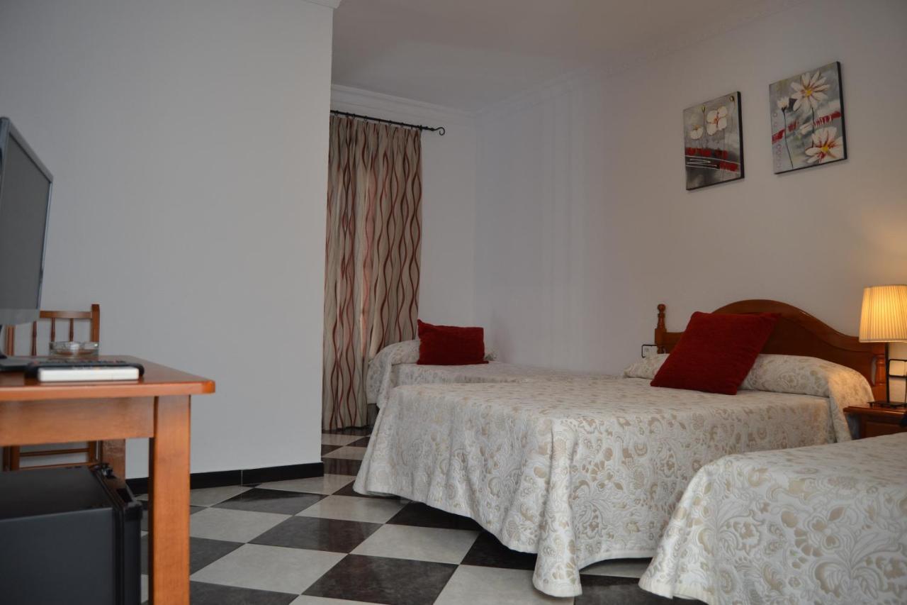 Hotel Oasis Conil De La Frontera Exteriör bild